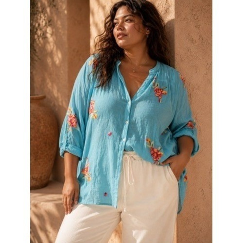Figueroa & Flower Womens 1X Turquoise Blue Floral Embroidered Button Tunic Top